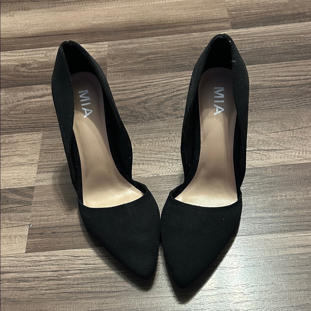 MIA Women's Classic Black Heels